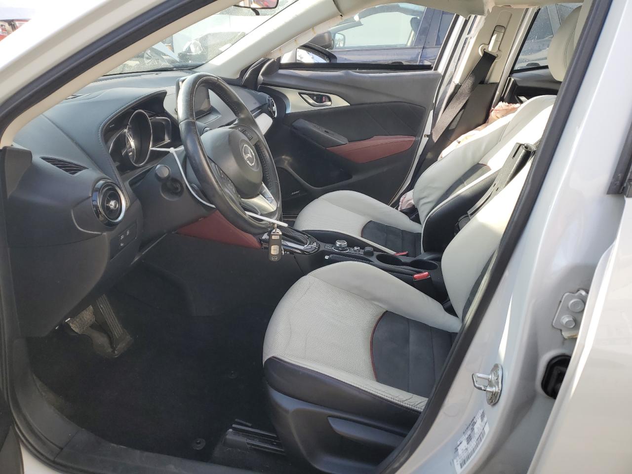 2016 Mazda CX-3 VIN JM1DKBD72G0120309 Copart auction photo, side / minor dent/scratches damage thumbnail 7