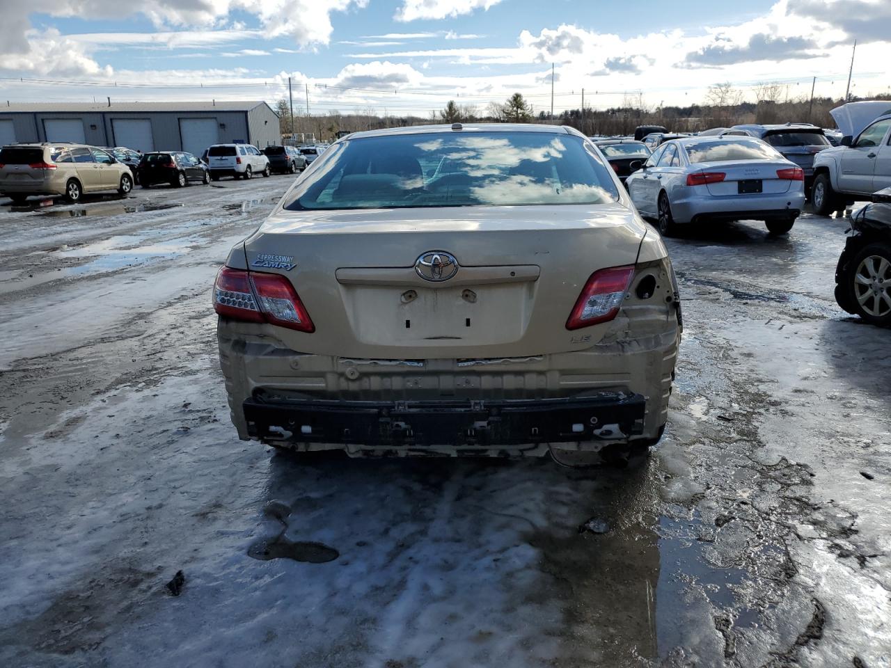 2011 Toyota Camry VIN 4T1BF3EK3BU230111 Copart auction photo, rear end damage thumbnail 6