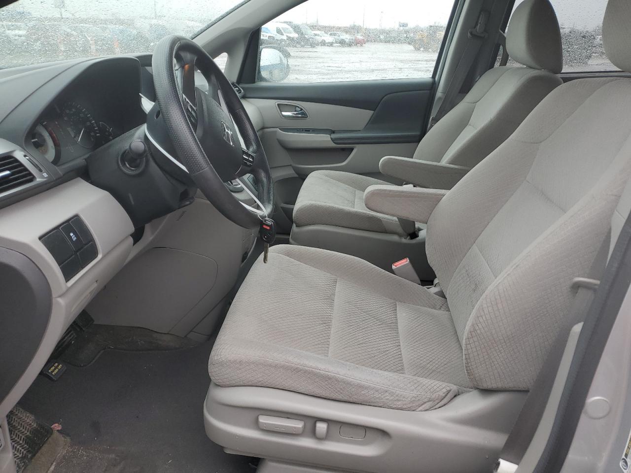 2014 Honda Odyssey VIN 5FNRL5H23EB055889 Copart auction photo, mechanical / front end damage thumbnail 7