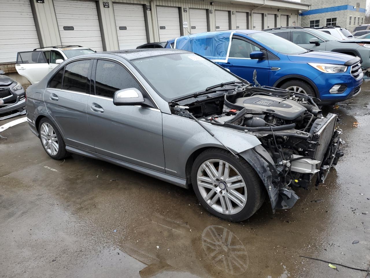 2009 Mercedes-Benz C-klasse VIN WDDGF81X69F223702 Copart auction photo, front end / minor dent/scratches damage thumbnail 4