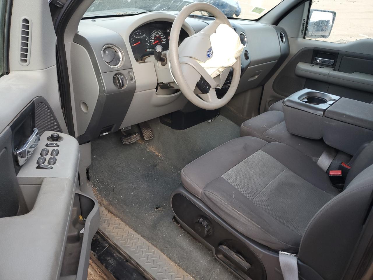 2004 Ford F-150 VIN 1FTPX14564NB37992 Copart auction photo, front end damage thumbnail 8