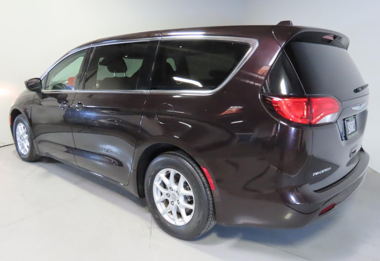 2018 Chrysler Pacifica VIN 2C4RC1CG0JR253193 Copart auction photo, all over damage thumbnail 4