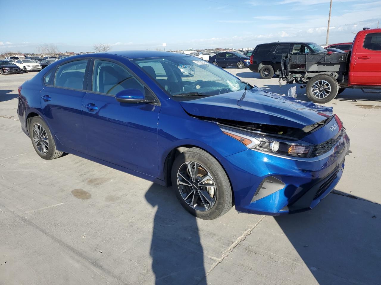 2023 KIA Forte VIN 3KPF24AD4PE681987 Copart auction photo, front end / side damage thumbnail 4
