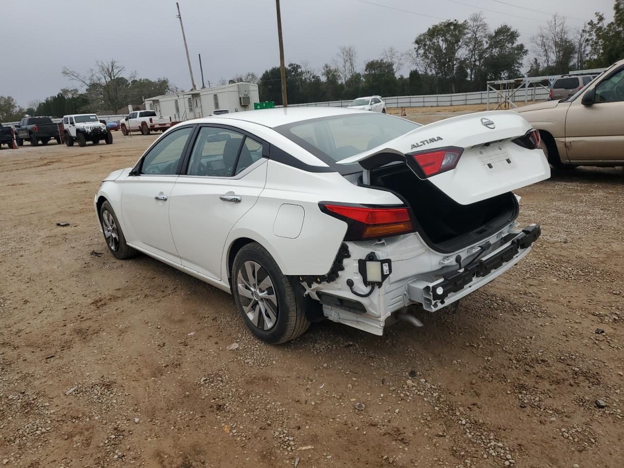 2024 Nissan Altima VIN 1N4BL4BV2RN359162 Copart auction photo, front end / rear end damage thumbnail 2