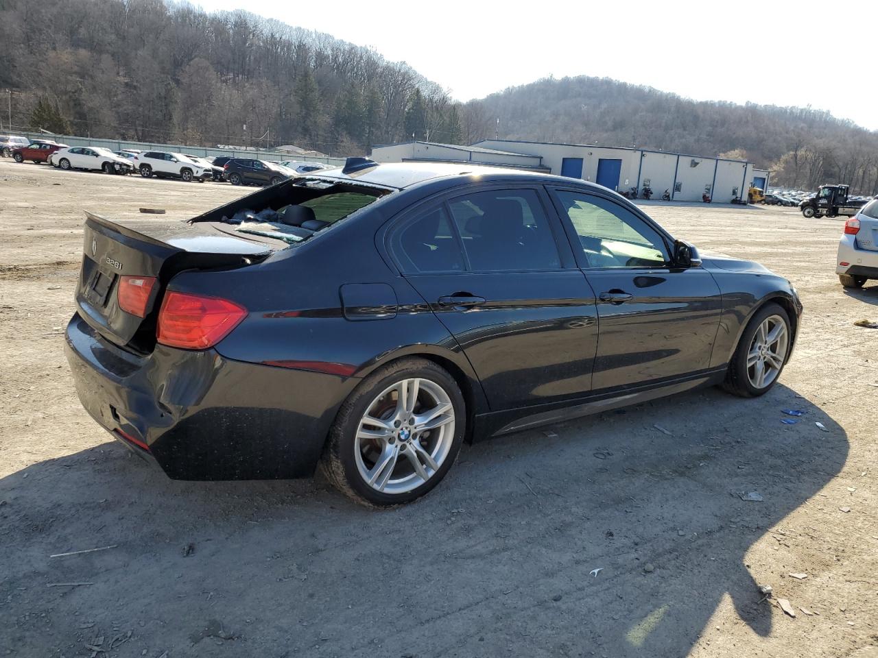2015 BMW 3er VIN WBA3A5G59FNS85539 Copart auction photo, rear end / side damage thumbnail 3
