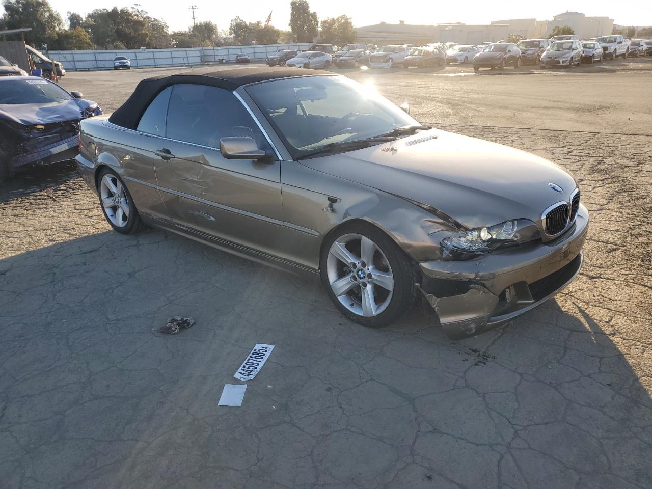 2006 BMW 3er VIN WBABW33426PX87764 Copart auction photo, all over damage thumbnail 4