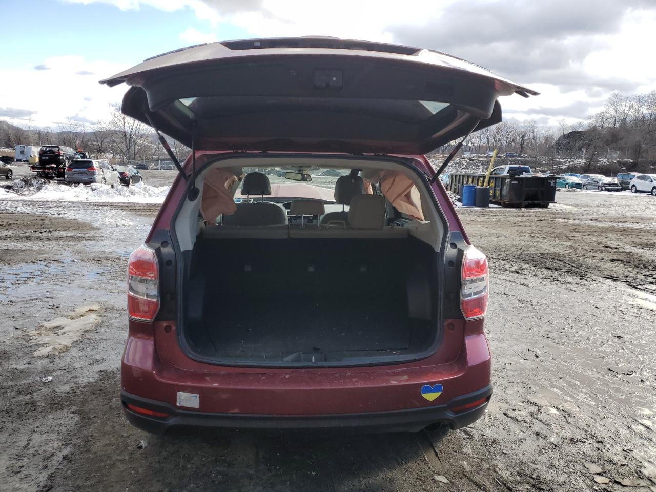 2016 Subaru Forester VIN JF2SJAHC6GH524681 Copart auction photo, front end / minor dent/scratches damage thumbnail 6