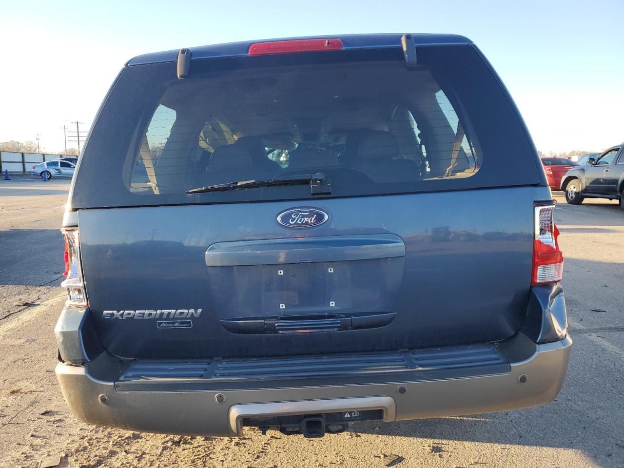 2004 Ford Expedition VIN 1FMFU18L84LA43536 Copart auction photo, all over damage thumbnail 6