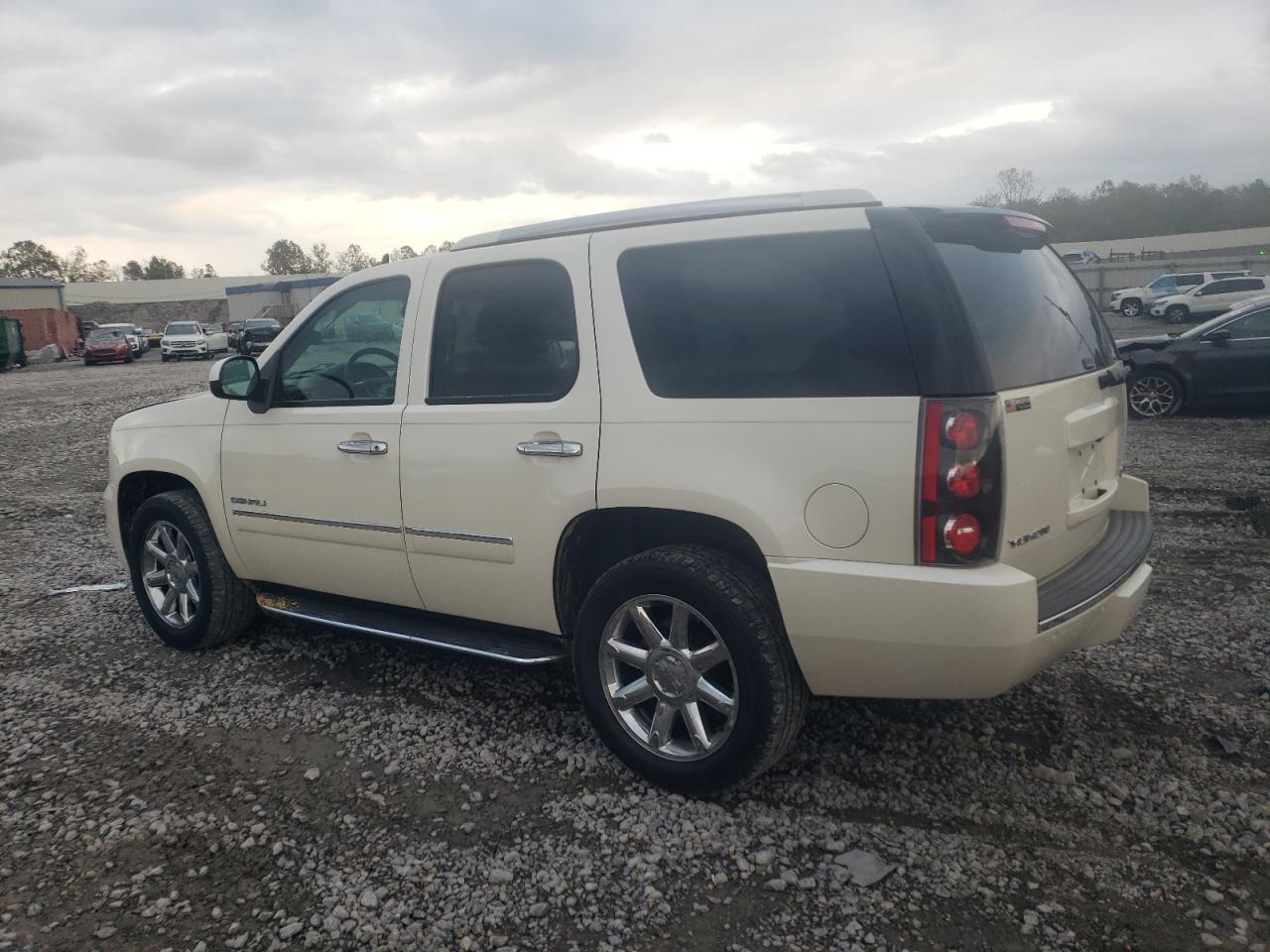 2014 GMC Yukon VIN 1GKS1EEF9ER146551 Copart auction photo, side damage thumbnail 2