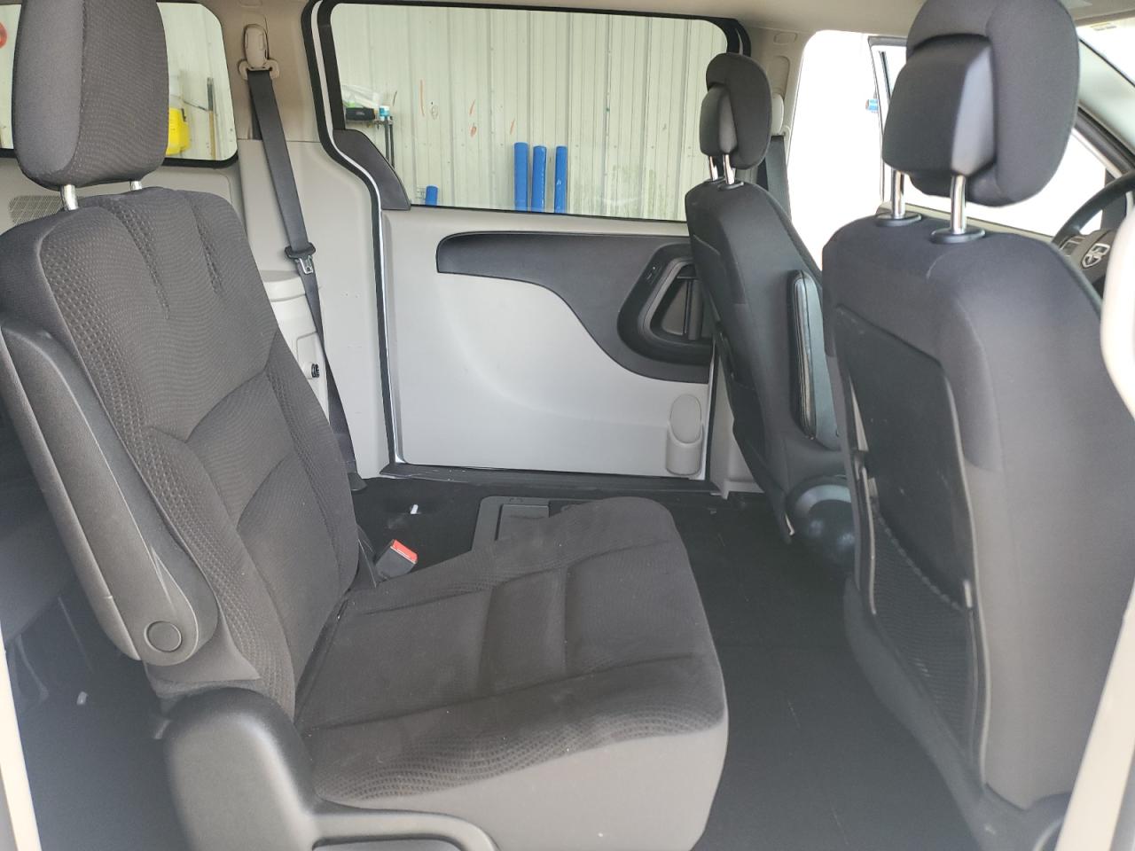 2018 Dodge Caravan VIN 2C4RDGBG4JR362581 Copart auction photo, front end / rear end damage thumbnail 11