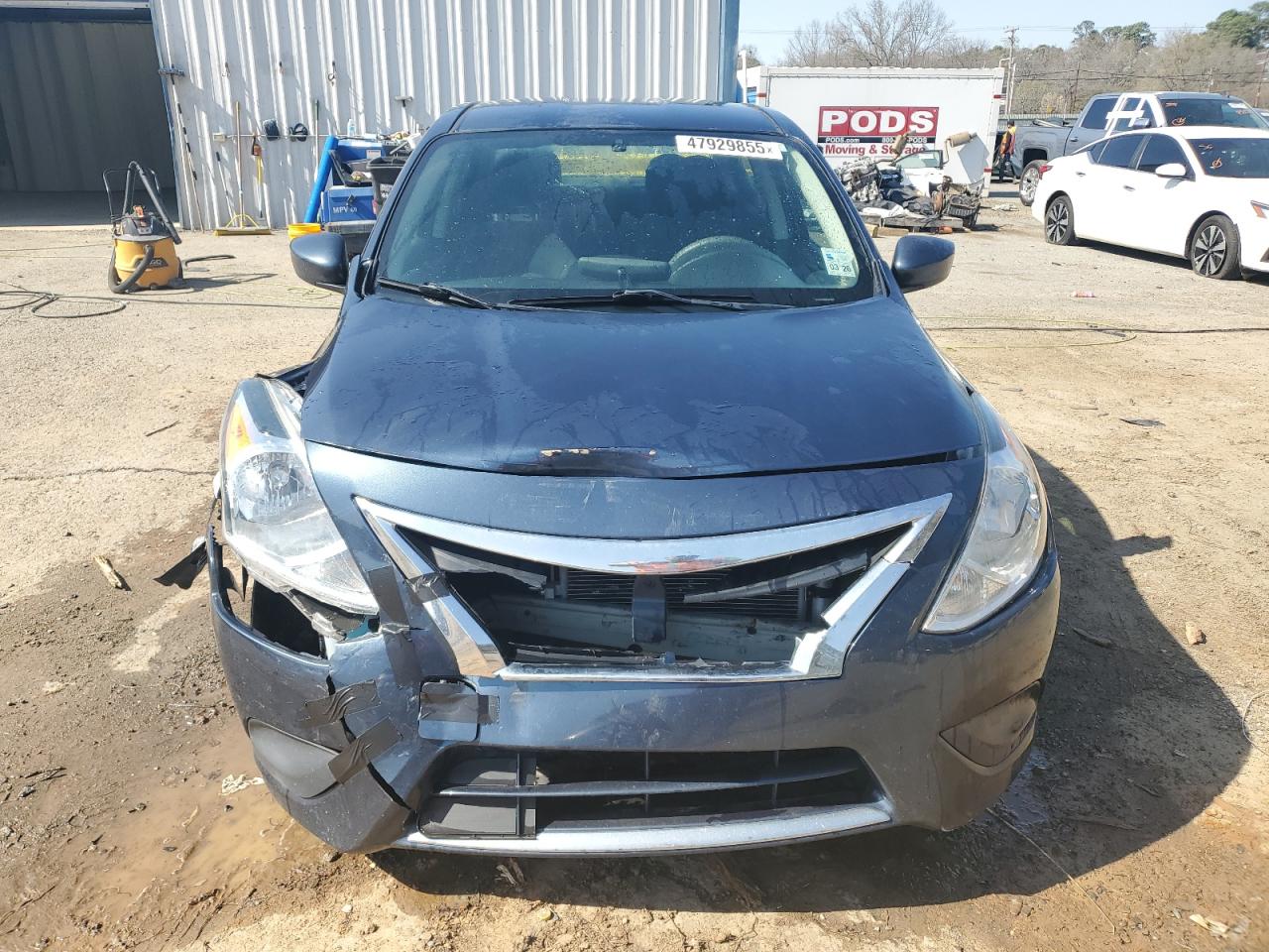 2016 Nissan Versa VIN 3N1CN7APXGL847725 Copart auction photo, front end damage thumbnail 5