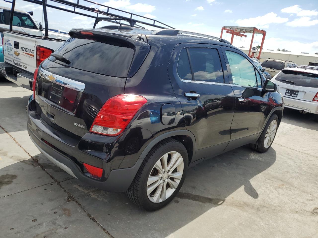 2017 Chevrolet Trax VIN 3GNCJRSB8HL186941 Copart auction photo, water/flood damage thumbnail 3