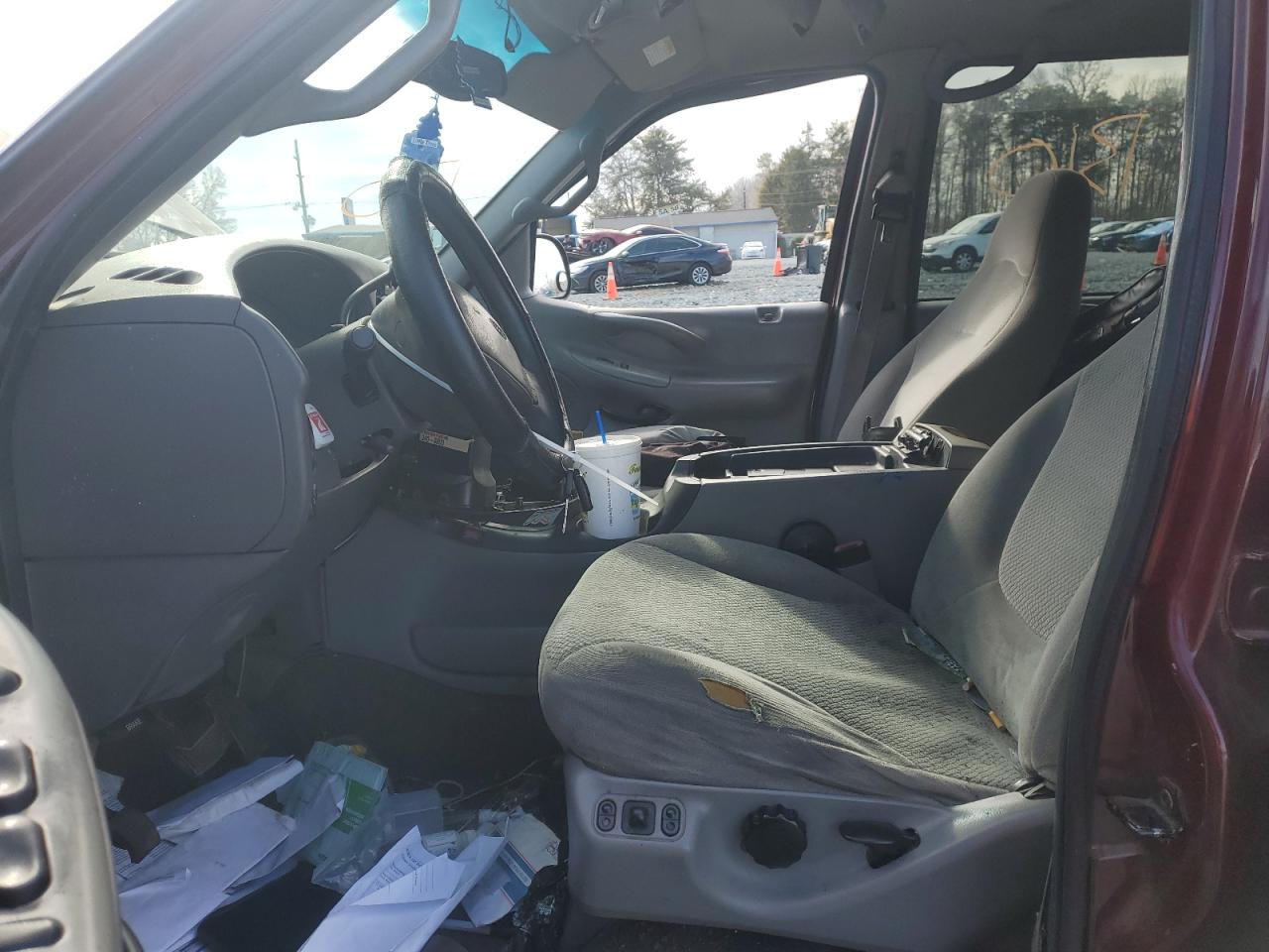 2000 Ford Expedition VIN 1FMRU166XYLA82466 Copart auction photo, all over damage thumbnail 7