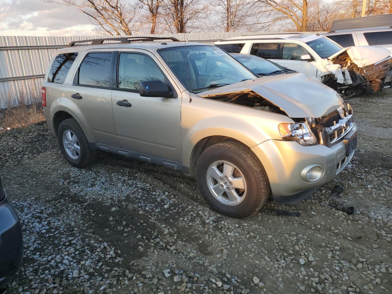 2010 Ford Escape VIN 1FMCU0DG4AKA64357 Copart auction photo, front end damage thumbnail 4