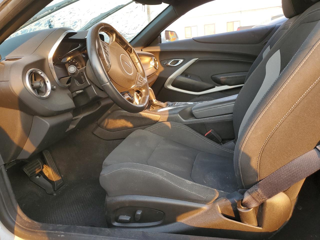2021 Chevrolet Camaro VIN 1G1FB1RS8M0119069 Copart auction photo, burn damage thumbnail 7