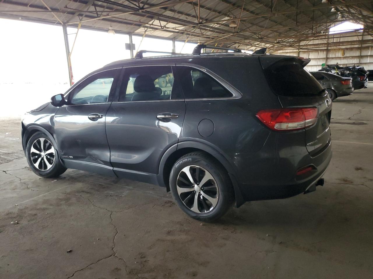 2016 KIA Sorento VIN 5XYPHDA53GG077667 Copart auction photo, undercarriage / front end damage thumbnail 2