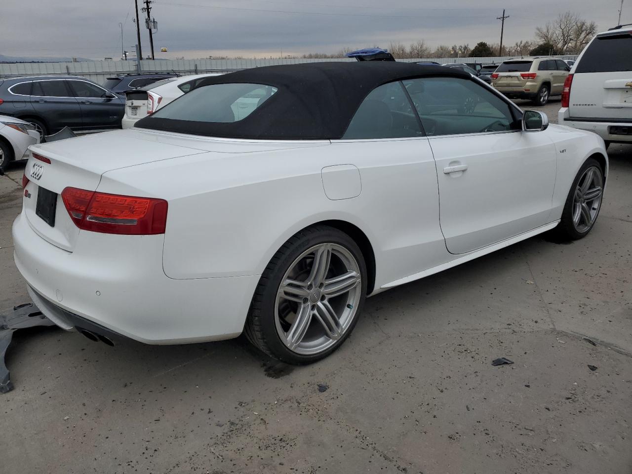 2010 Audi RS5 VIN WAUCGAFH4AN026047 Copart auction photo, hail damage thumbnail 3