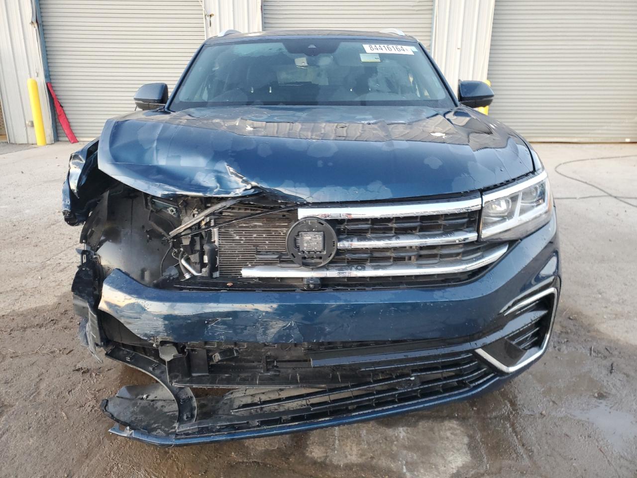 2021 Volkswagen Atlas VIN 1V2FE2CA8MC238600 Copart auction photo, front end / rear end damage thumbnail 5