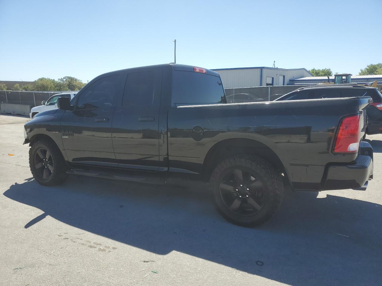 2019 RAM 1500 VIN 1C6RR6FT6KS585554 Copart auction photo, front end / side damage thumbnail 2