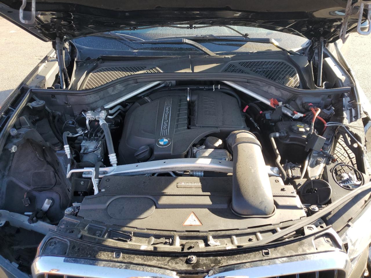 2016 BMW X6 VIN 5UXKU2C50G0N78852 Copart auction photo, front end / side damage thumbnail 13