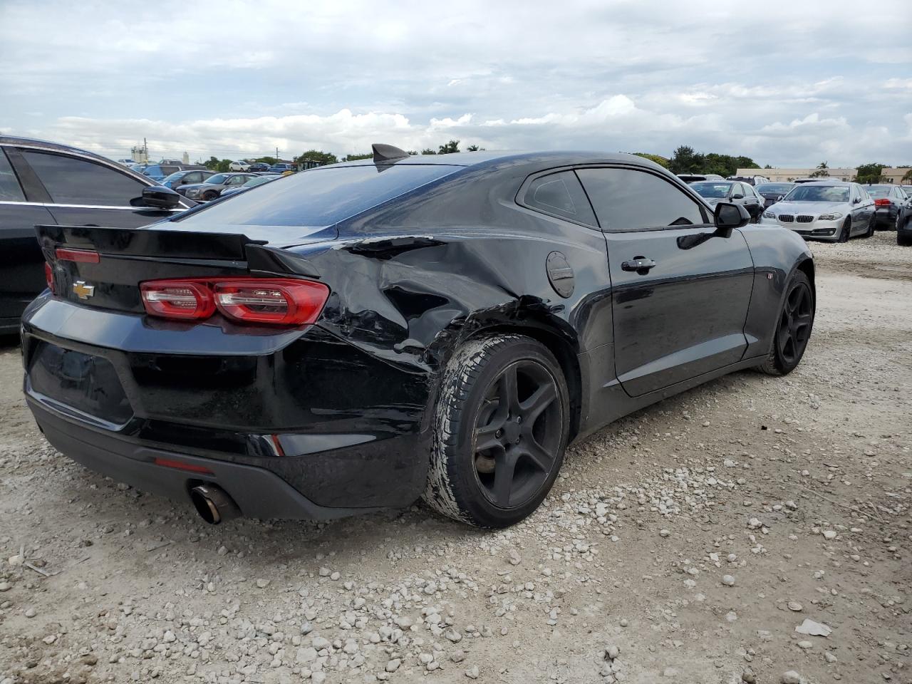 2019 Chevrolet Camaro VIN 1G1FB1RX4K0120969 Copart auction photo, rear end damage thumbnail 3