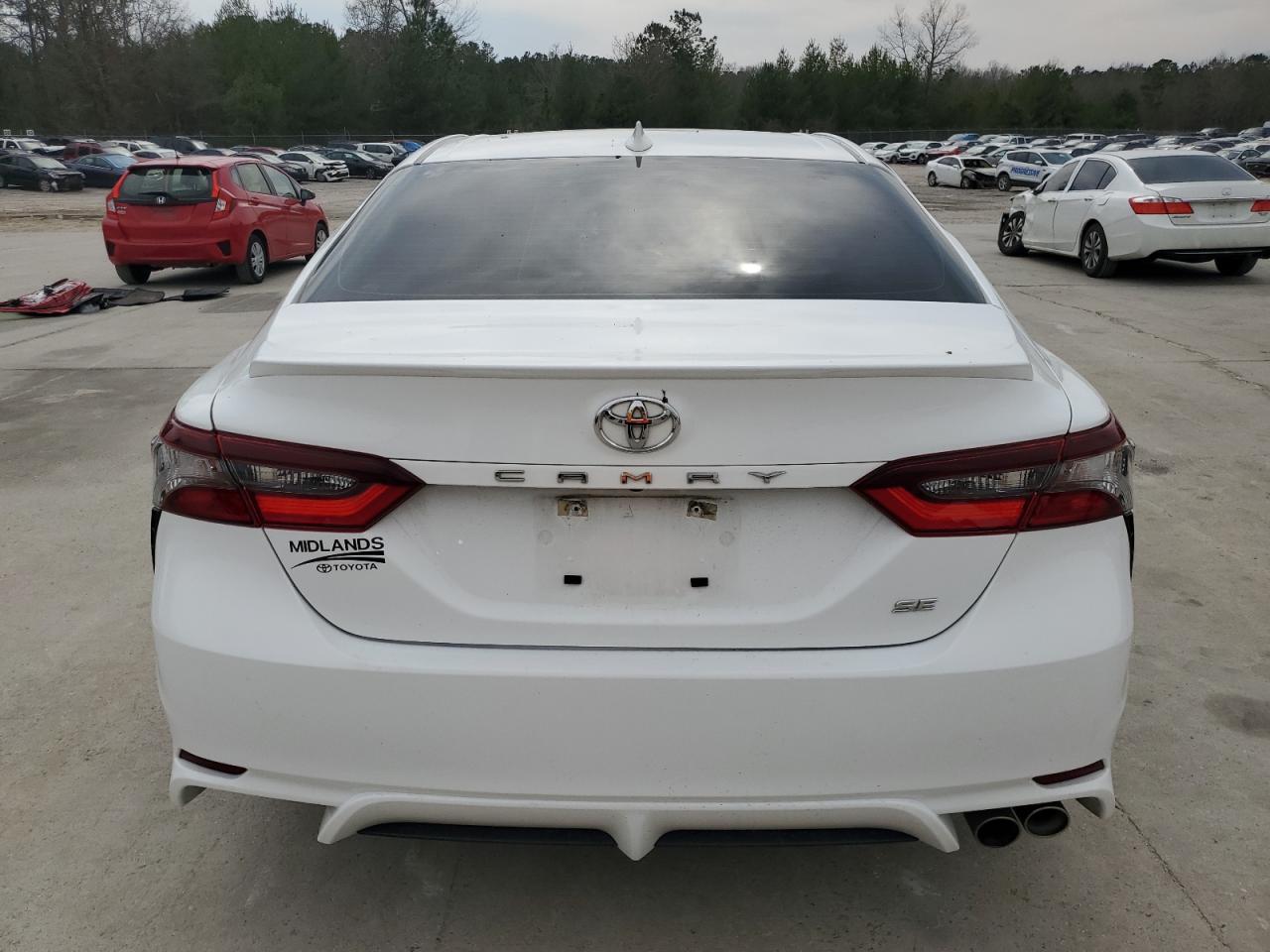 2022 Toyota Camry VIN 4T1G11AK0NU073222 Copart auction photo, side / front end damage thumbnail 6