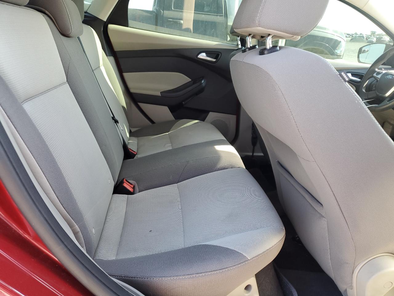 2014 Ford Focus VIN 1FADP3K24EL102877 Copart auction photo, front end / minor dent/scratches damage thumbnail 11