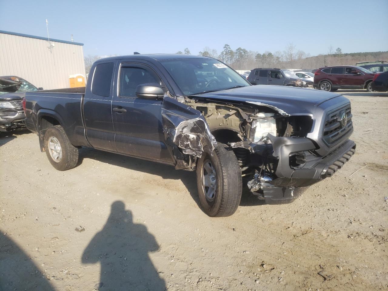 2019 Toyota Tacoma VIN 5TFSX5EN1KX067545 Copart auction photo, front end / side damage thumbnail 4