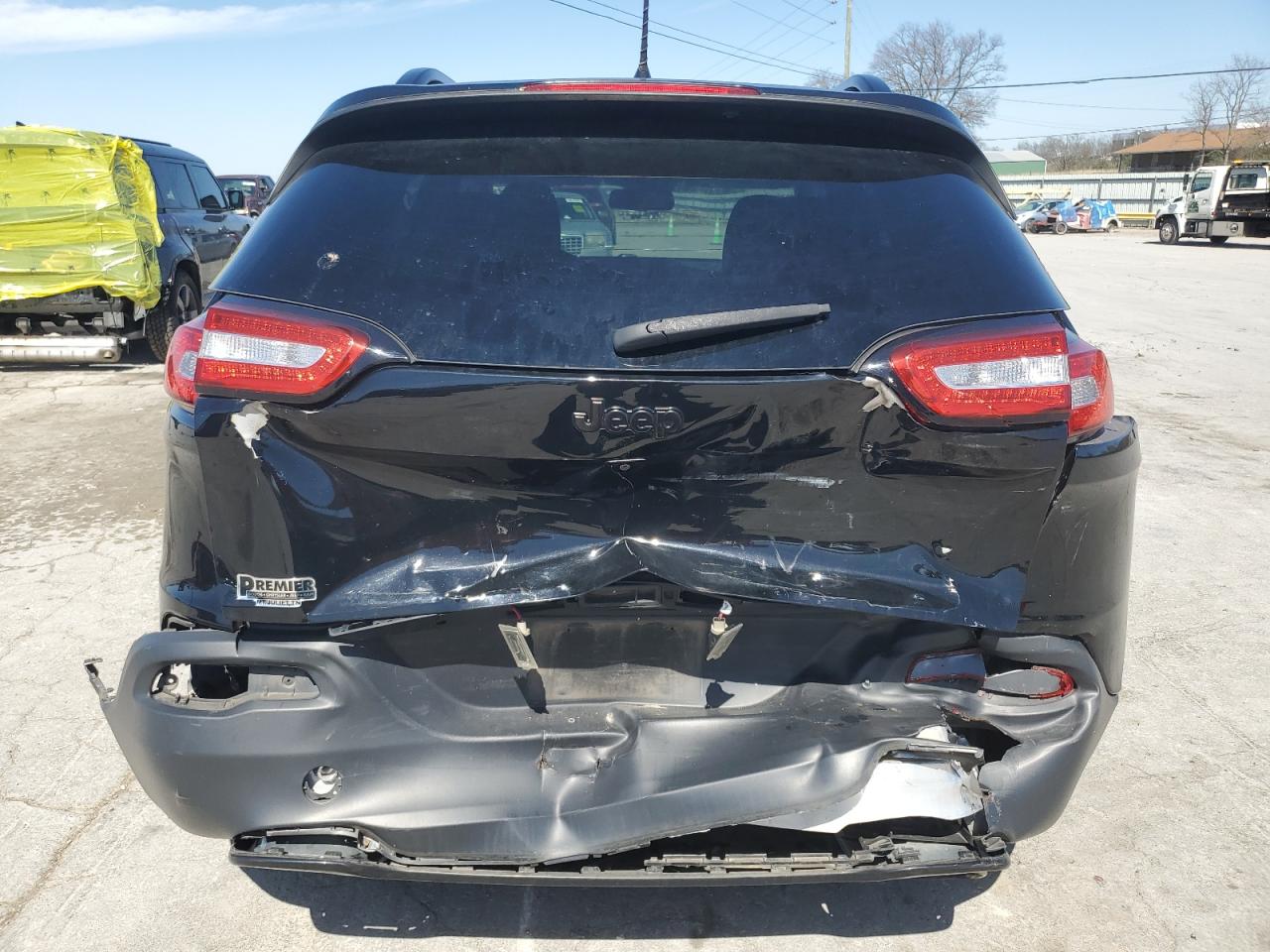 2018 Jeep Grand Cherokee VIN 1C4PJLCX4JD621239 Copart auction photo, rear end / front end damage thumbnail 6