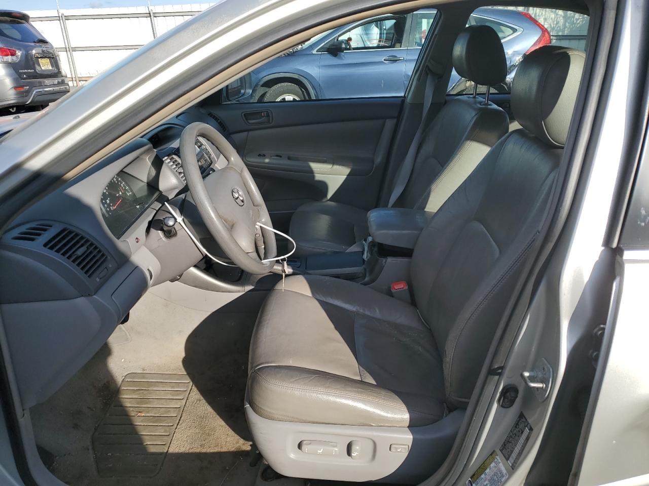 2004 Toyota Camry VIN 4T1BE32K04U849288 Copart auction photo, side / rear end damage thumbnail 7