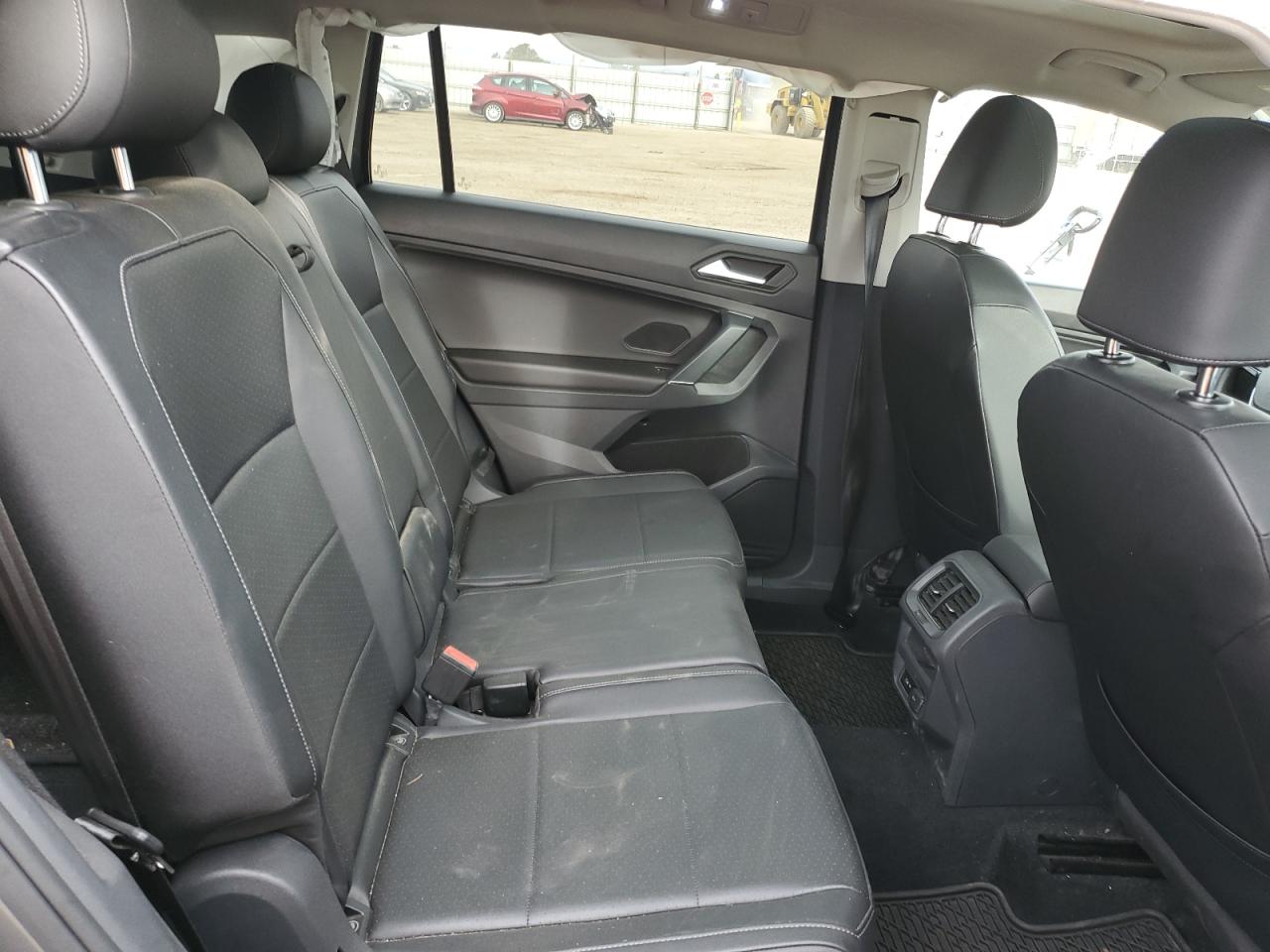 2020 Volkswagen Tiguan VIN 3VV3B7AX9LM008886 Copart auction photo, rear end damage thumbnail 11