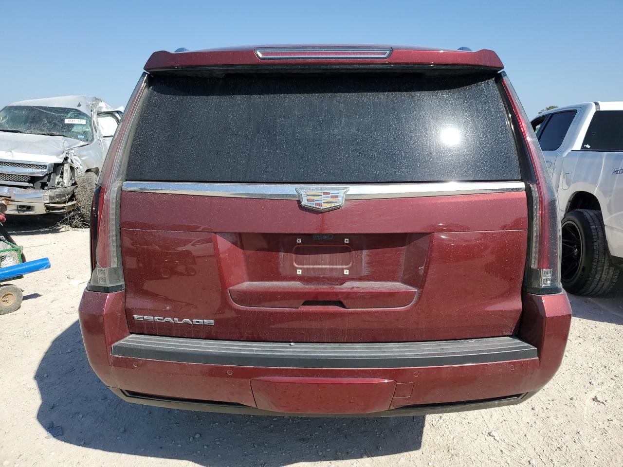 2020 Cadillac Escalade VIN 1GYS4HKJ5LR217328 Copart auction photo, front end / minor dent/scratches damage thumbnail 6