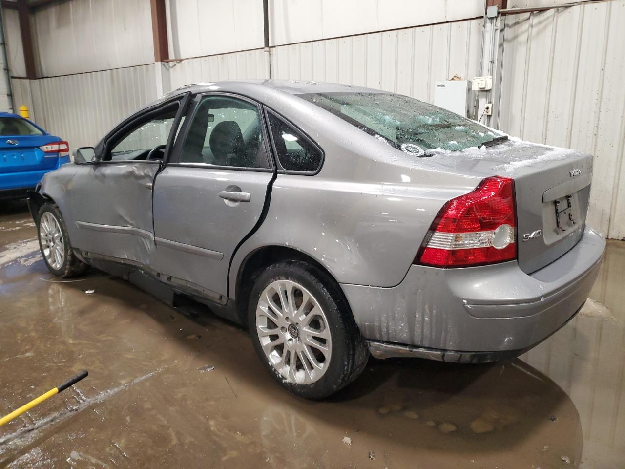 2005 Volvo S40 VIN YV1MH682152080921 Copart auction photo, side / front end damage thumbnail 2