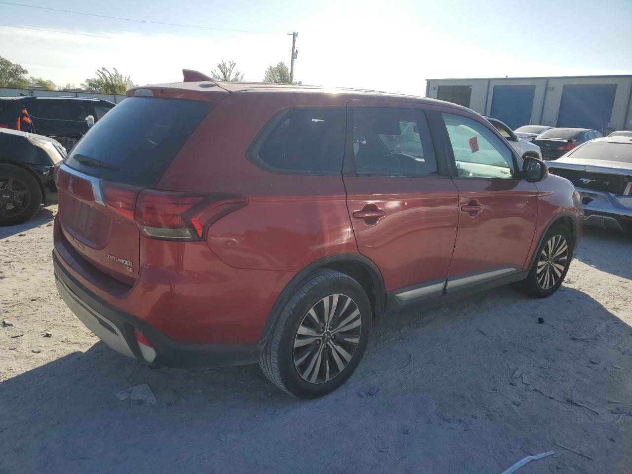 2019 Mitsubishi Outlander VIN JA4AD3A32KZ042665 Copart auction photo, front end / hail damage thumbnail 3