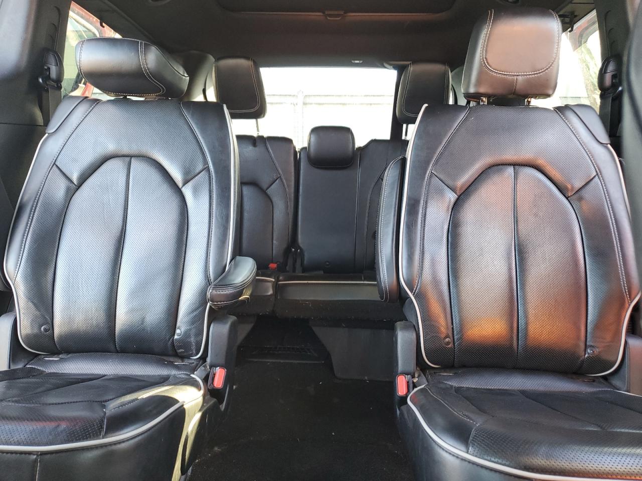 2018 Chrysler Pacifica VIN 2C4RC1GG2JR310858 Copart auction photo, front end / side damage thumbnail 10