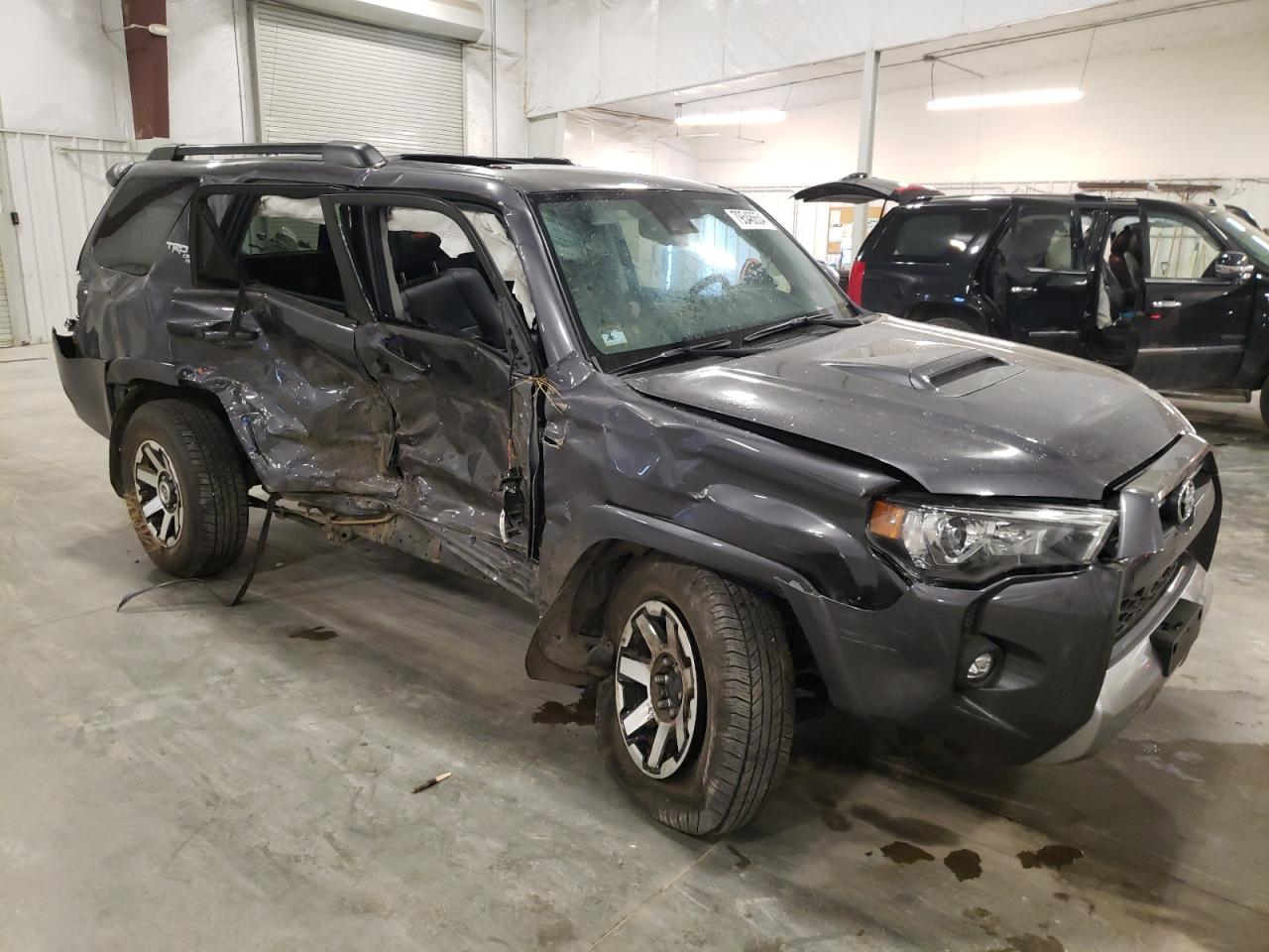 2021 Toyota 4Runner VIN JTERU5JR4M5864012 Copart auction photo, rollover damage thumbnail 4