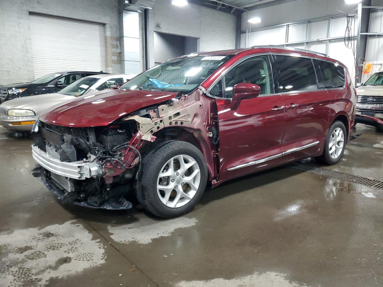 2017 Chrysler Pacifica VIN 2C4RC1EGXHR652832