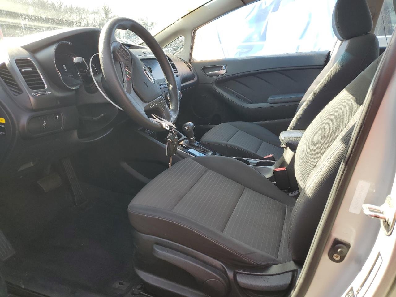 2018 KIA Forte VIN 3KPFL4A72JE211794 Copart auction photo, side / front end damage thumbnail 7