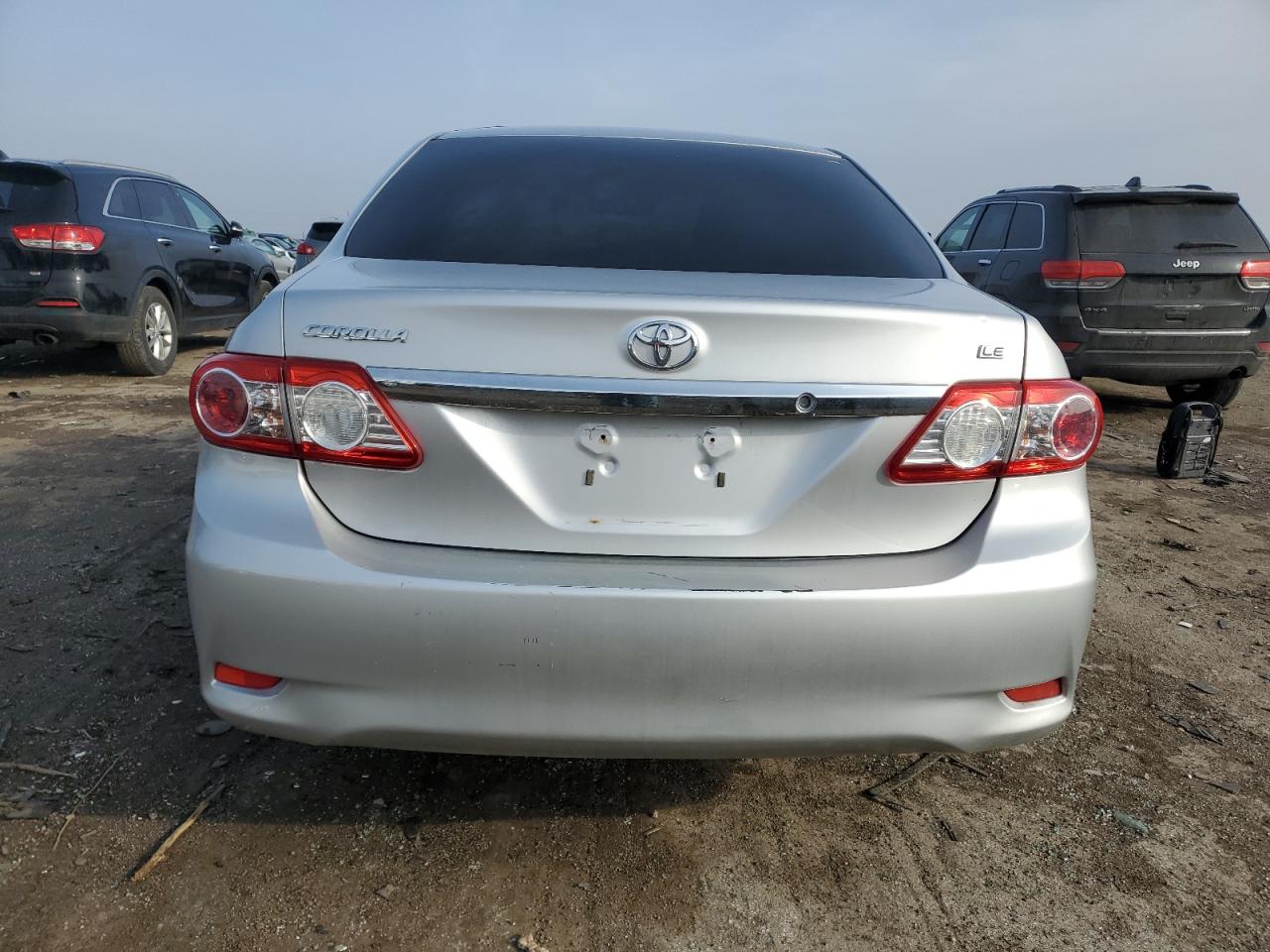 2011 Toyota Corolla VIN JTDBU4EE3B9156508 Copart auction photo, front end / minor dent/scratches damage thumbnail 6