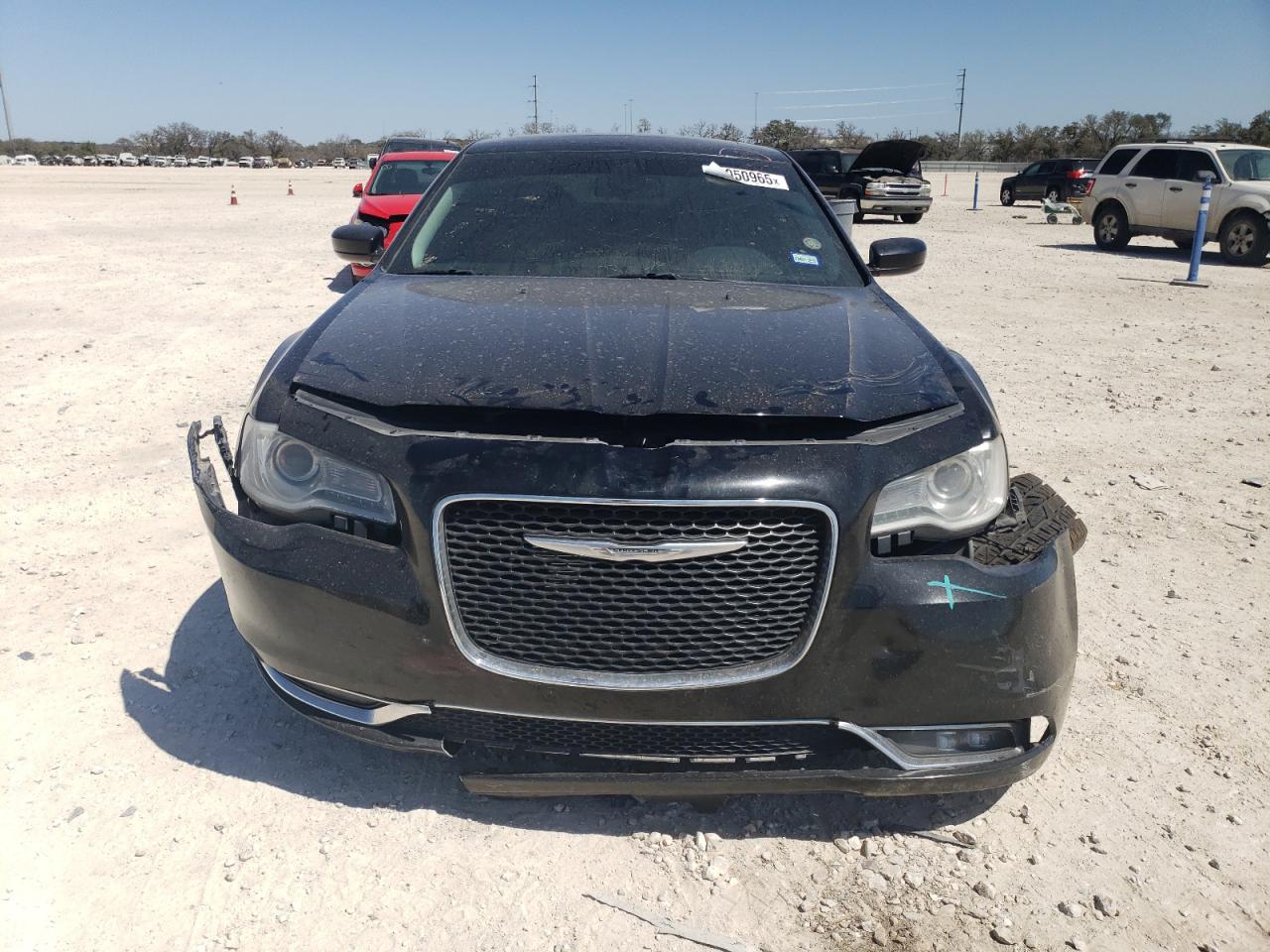 2016 Chrysler 300 VIN 2C3CCAAG2GH282531 Copart auction photo, front end / side damage thumbnail 5