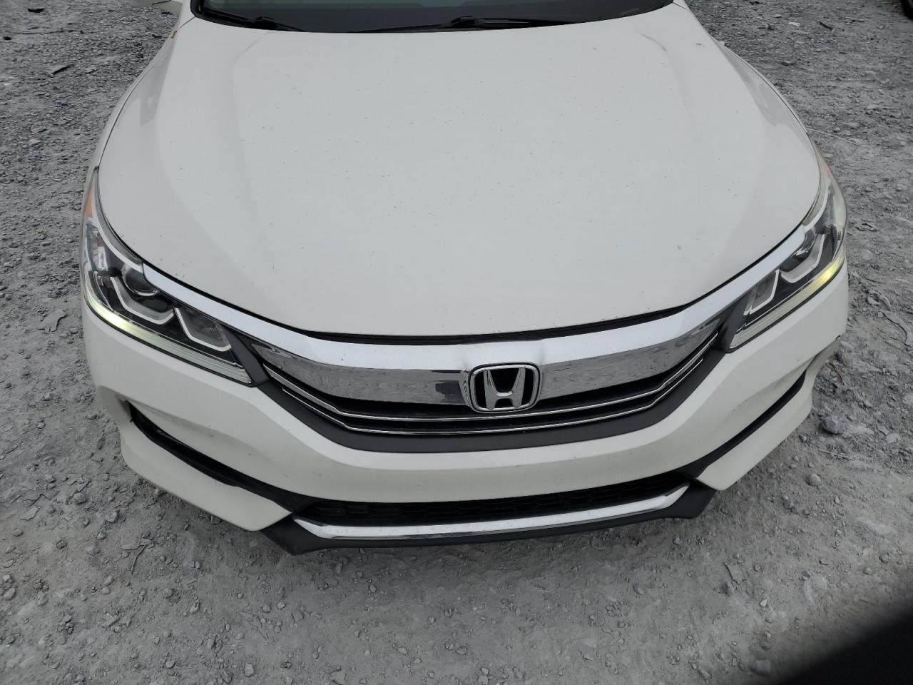 2016 Honda Accord VIN 1HGCR2F81GA166772 Copart auction photo, rear end damage thumbnail 11