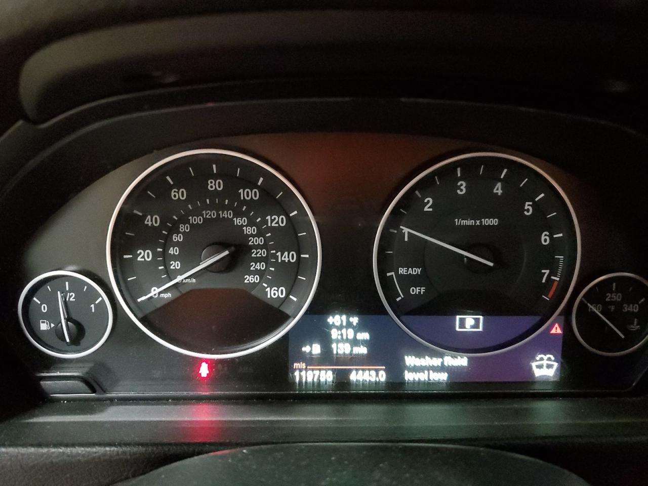 2013 BMW 3er VIN WBA3B3C57DF541661 Copart auction photo, front end / minor dent/scratches damage thumbnail 9