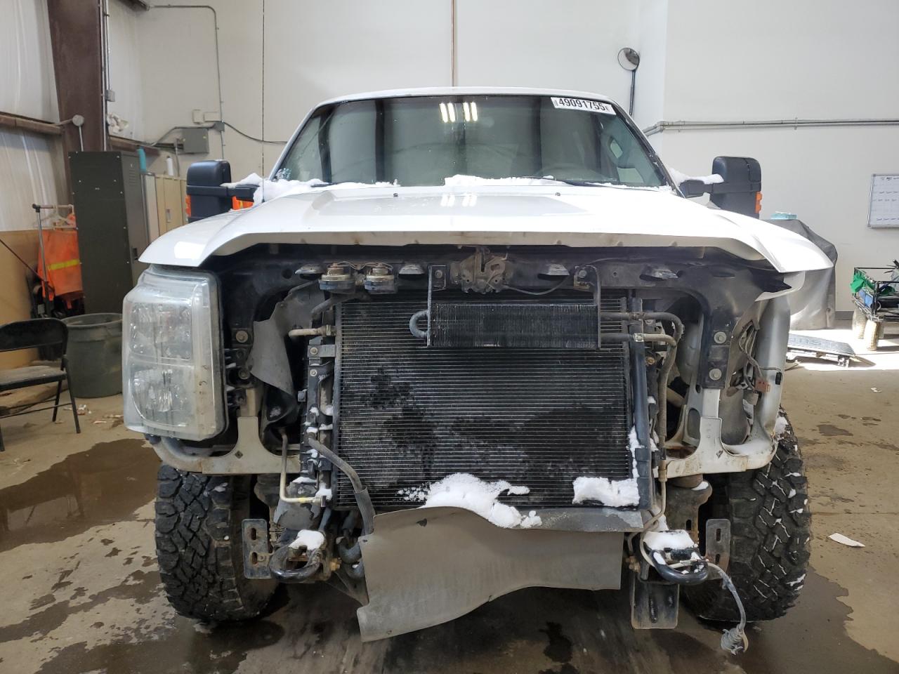 2013 Ford F250 VIN 1FT7W2B67DEA52812 Copart auction photo, front end / side damage thumbnail 5