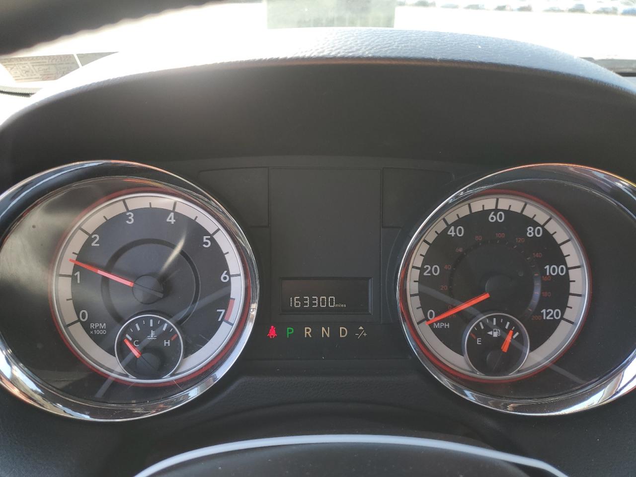 2013 Dodge Caravan VIN 2C4RDGCG2DR538062 Copart auction photo, rear end / minor dent/scratches damage thumbnail 9