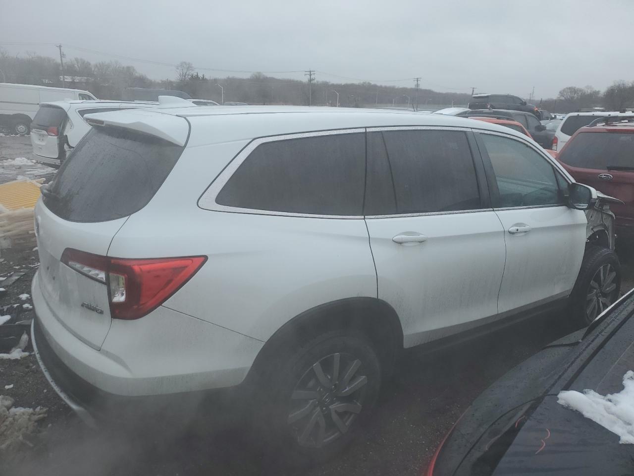 2020 Honda Pilot VIN 5FNYF6H59LB066718 Copart auction photo, front end / minor dent/scratches damage thumbnail 3