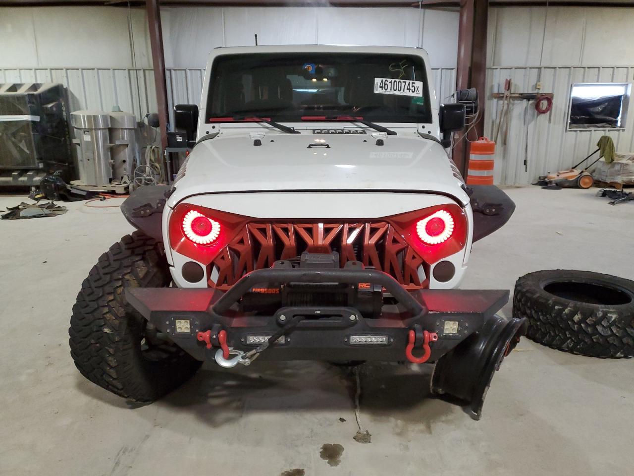 2017 Jeep Wrangler VIN 1C4BJWDG2HL607219 Copart auction photo, front end damage thumbnail 5