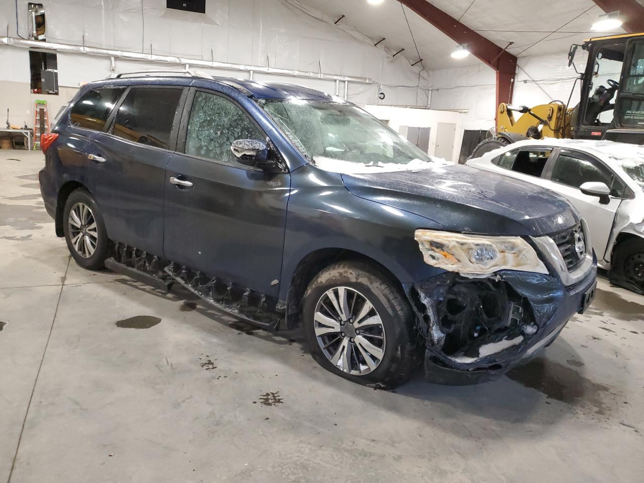 2019 Nissan Pathfinder VIN 5N1DR2MM0KC615614 Copart auction photo, burn / all over damage thumbnail 4