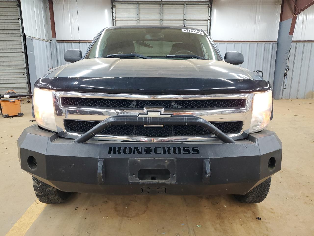 2009 Chevrolet Silverado VIN 1GCEK290X9Z285037 Copart auction photo, all over damage thumbnail 5