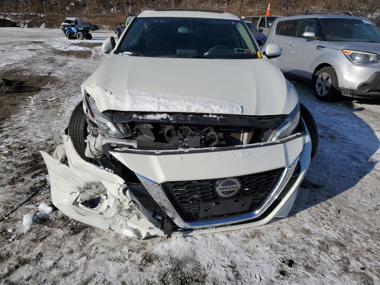 2019 Nissan Altima VIN 1N4BL4EW2KC226004 Copart auction photo, all over / front end damage thumbnail 5