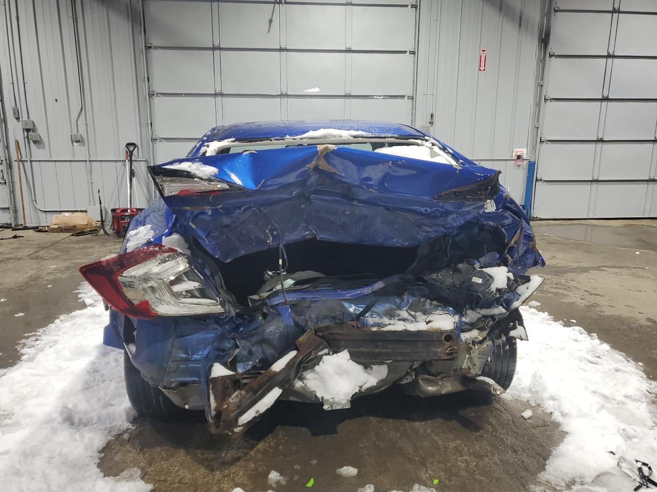 2016 Honda Civic VIN 19XFC2F51GE081382 Copart auction photo, rear end / minor dent/scratches damage thumbnail 6